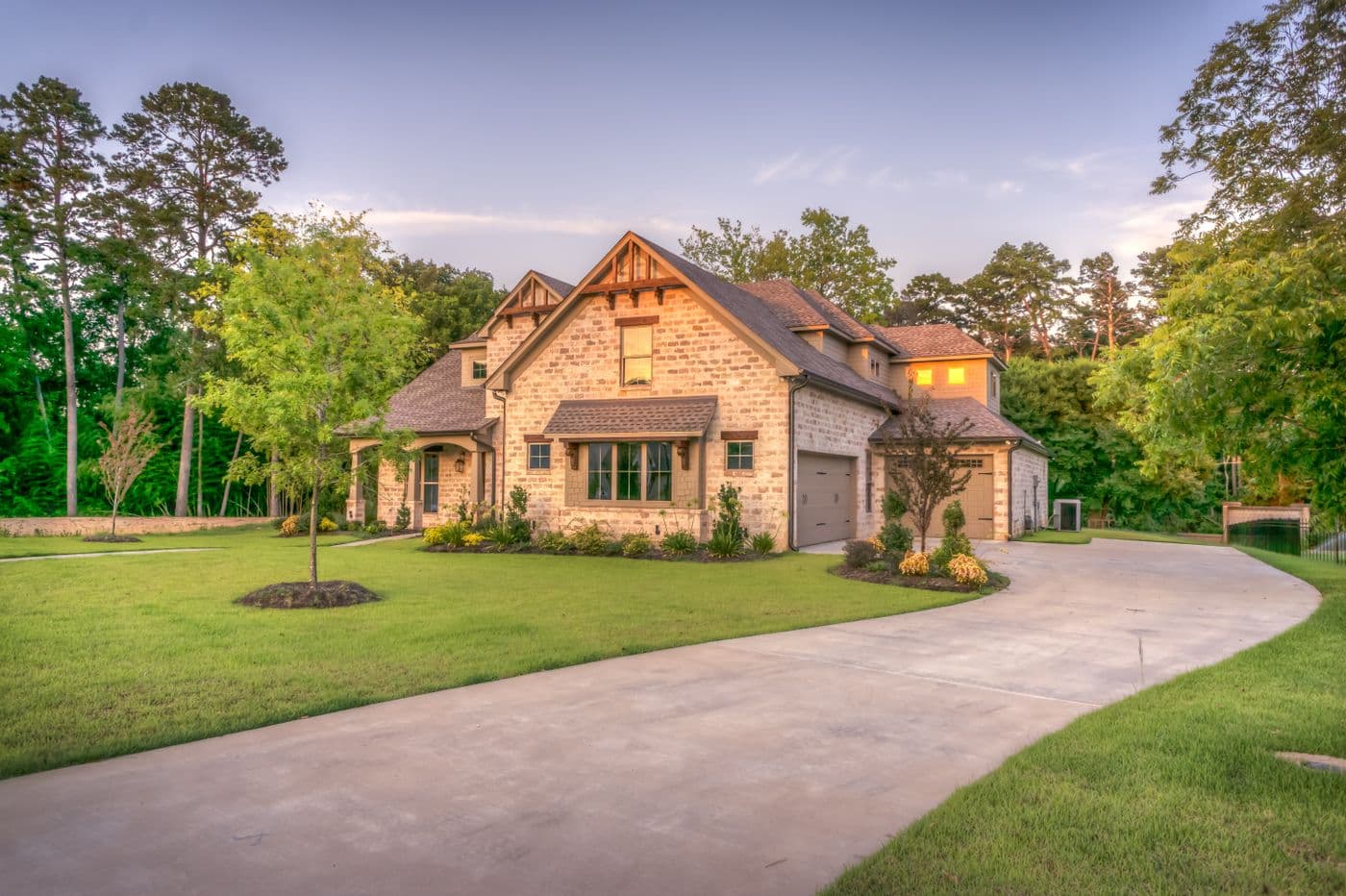 Residential roofing for homes and families | Warm Home Inc Residential roofing for homes and families — Warm Home Inc